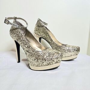 Elegant Gold Glitter Platform Heels